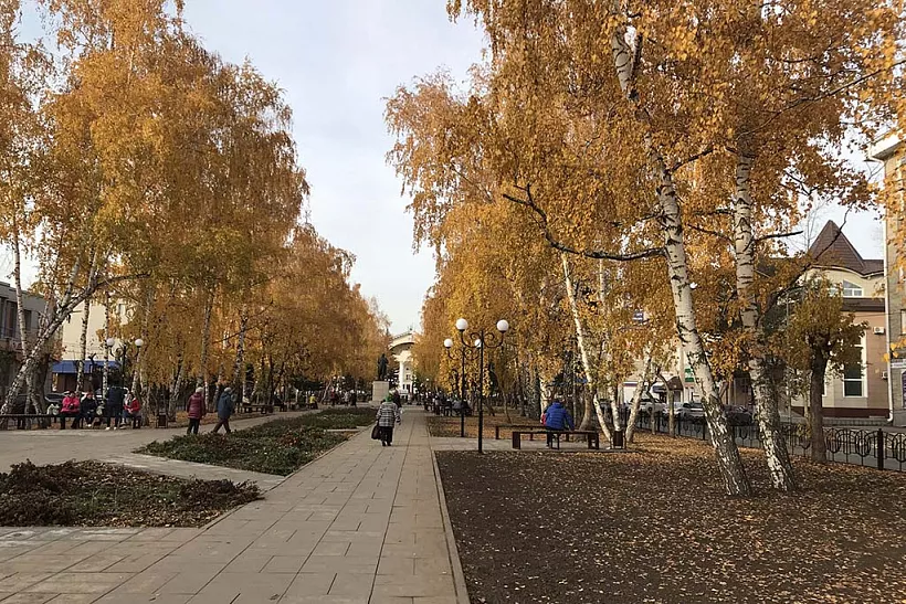 В&nbsp;Бийске обновили бульвар у&nbsp;городского ДК