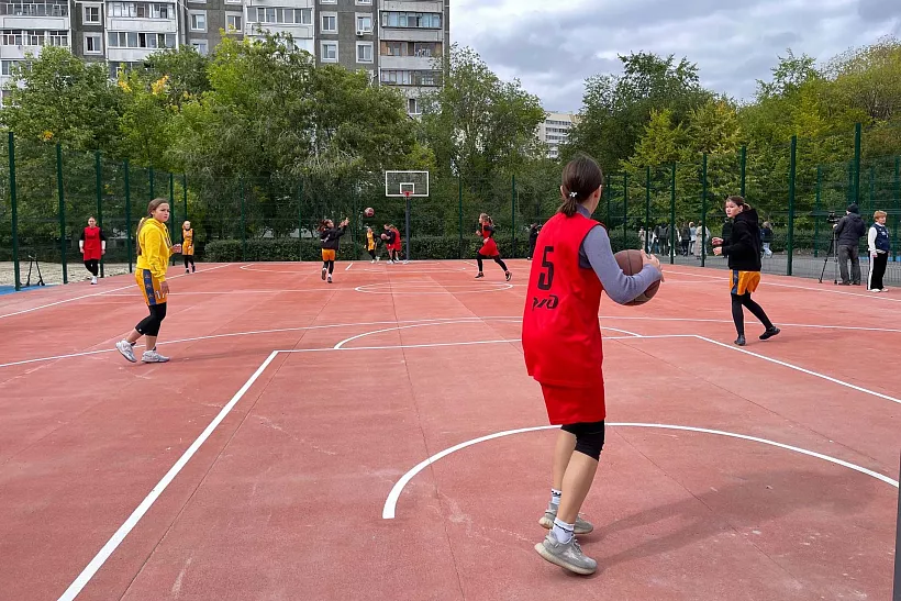 На&nbsp;базе ульяновской школы олимпийского резерва открылась спортплощадка