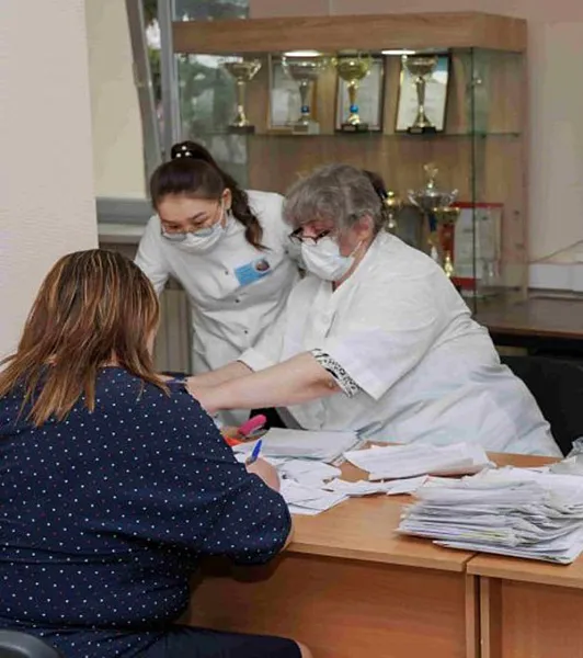 Более 300&nbsp;жителей Екатеринбурга прошли профосмотры на&nbsp;рабочем месте