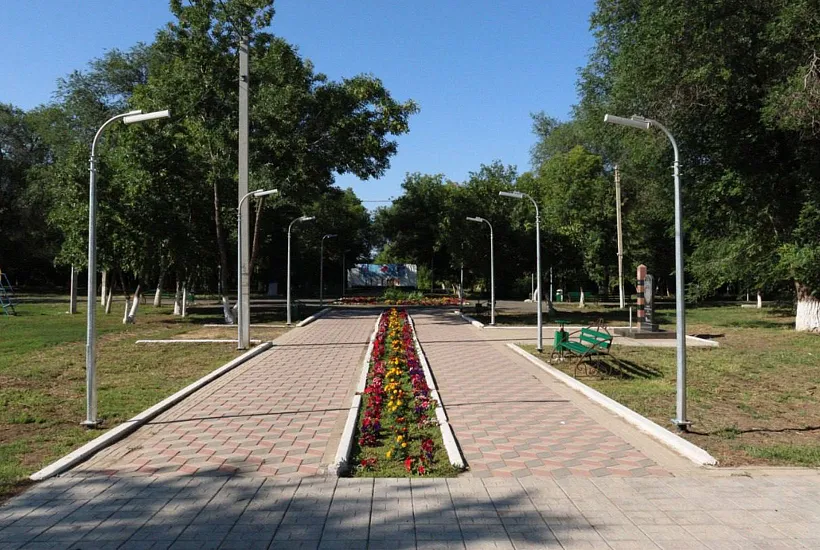 В&nbsp;Акбулаке Оренбургской области завершили благоустройство парка Победы