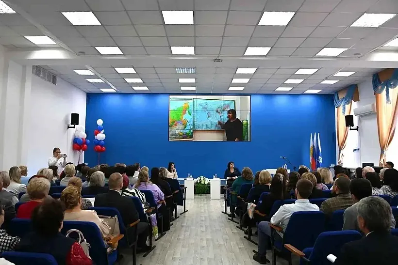 В&nbsp;школах Кировской области начали работать 11 &laquo;земских учителей&raquo;