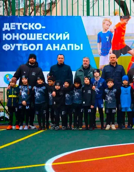 В&nbsp;12-м микрорайоне Анапы обновили многофункциональную спортплощадку