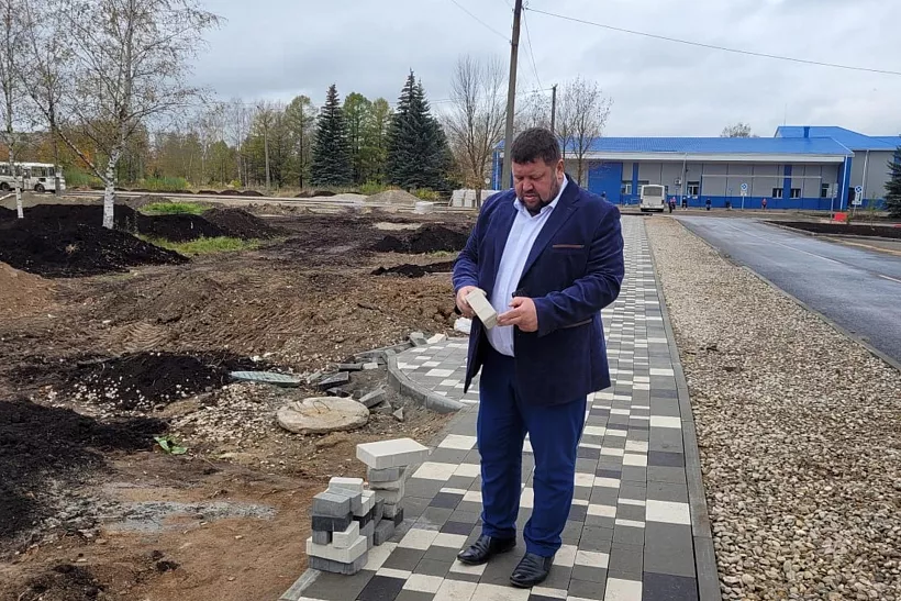 В&nbsp;Вичуге Ивановской области обновляют Привокзальную площадь