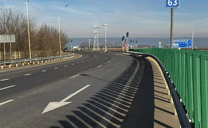 На&nbsp;Кубани отремонтировали два участка дороги до&nbsp;города Ейска