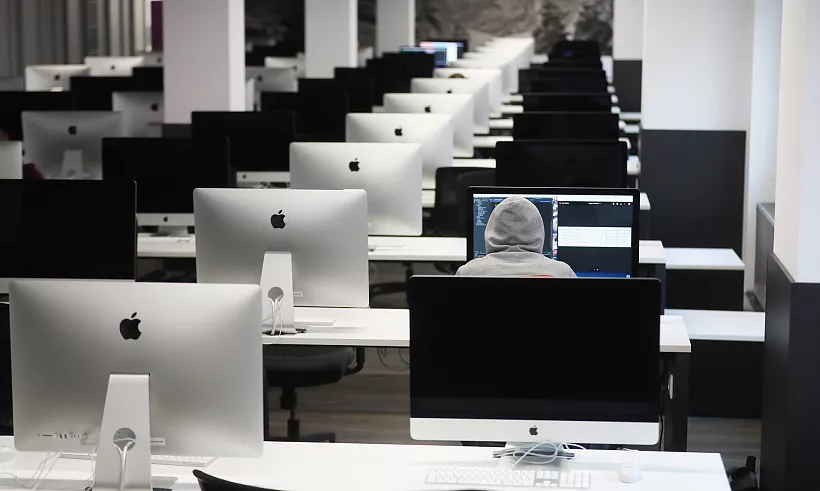 В&nbsp;поселке Акбулаке открыли четвертый в&nbsp;Оренбургской области &laquo;IT-куб&raquo;
