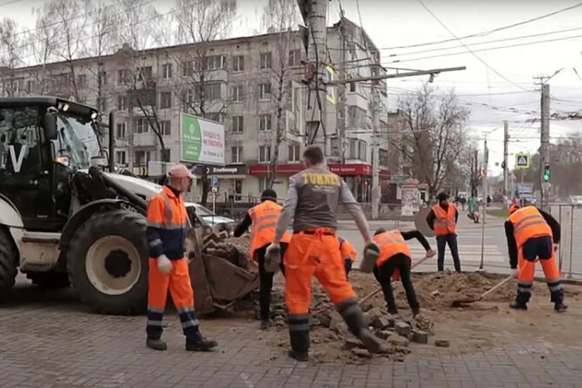Улицу Кирова в&nbsp;Смоленске начали ремонтировать по&nbsp;дорожному нацпроекту