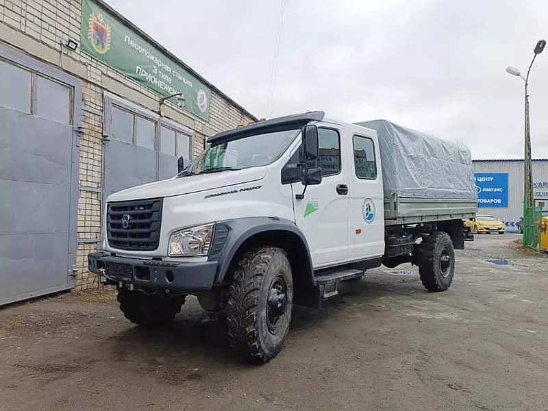 Специалисты Карельского центра охраны лесов получили новый автомобиль