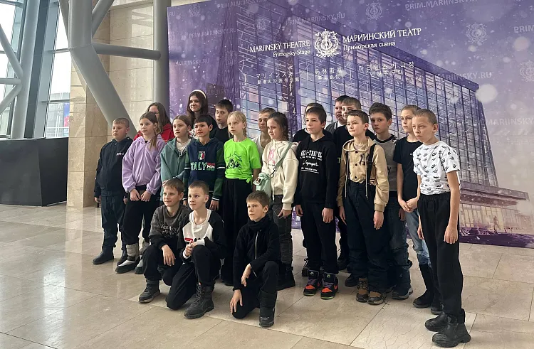 В&nbsp;Приморье 2700&nbsp;школьников посетили театр по&nbsp;Арсеньевской карте