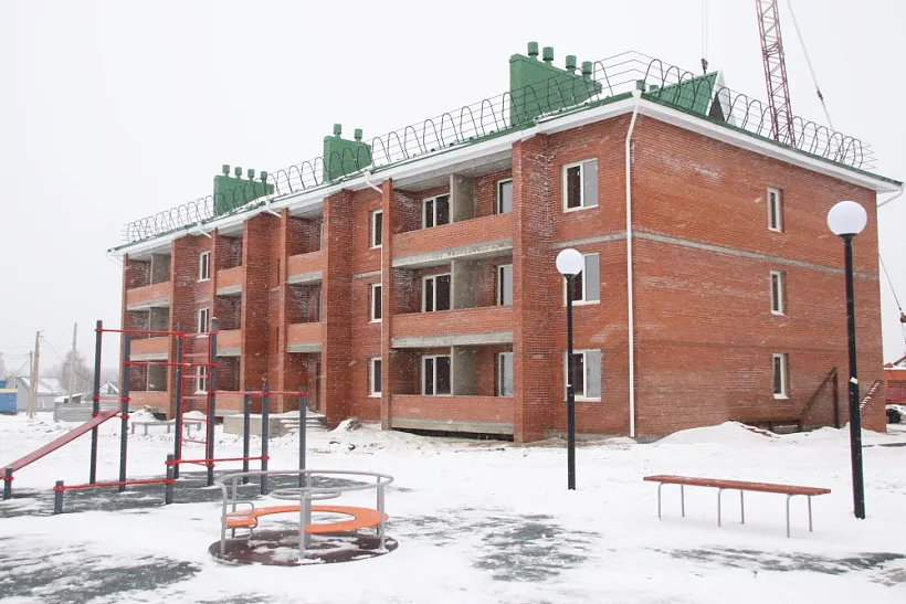 В&nbsp;кузбасском поселке Крапивинском новое жилье получили 30&nbsp;льготников