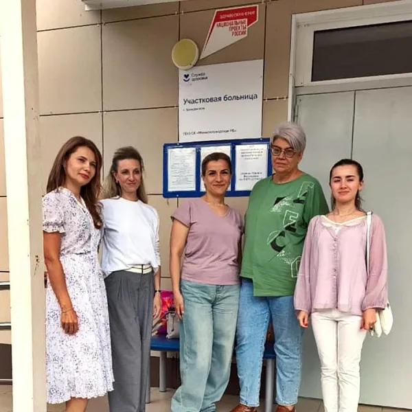 Врачи Ставропольской краевой больницы осмотрели жителей села Гражданского
