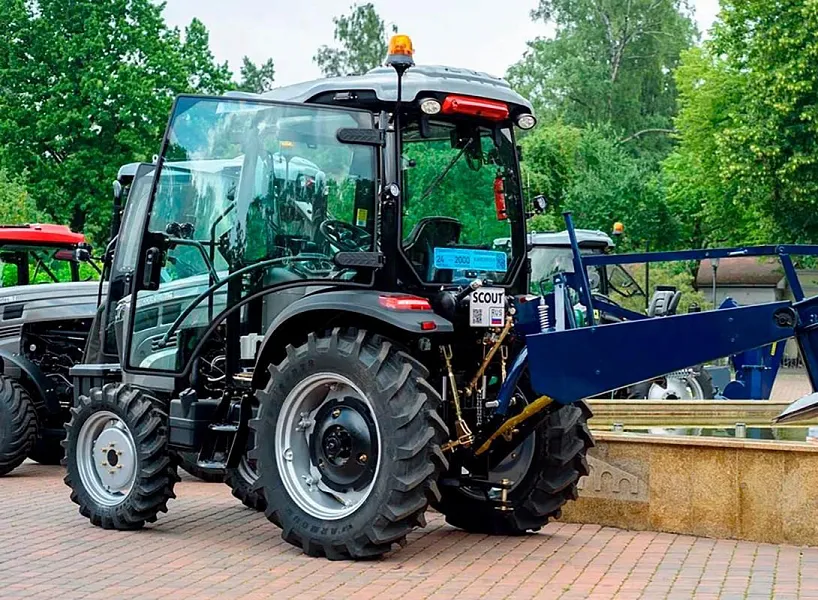 Московская компания ускорила сборку тракторов