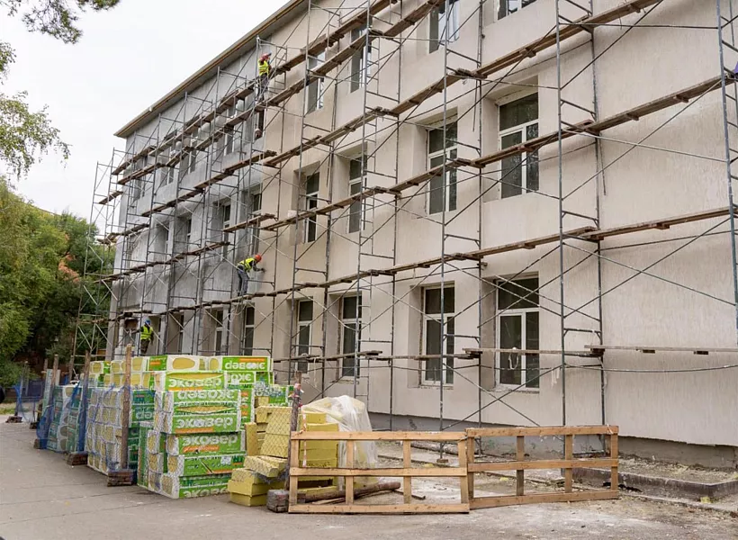 Художественную школу Юрги в&nbsp;Кузбассе отремонтируют до&nbsp;конца года