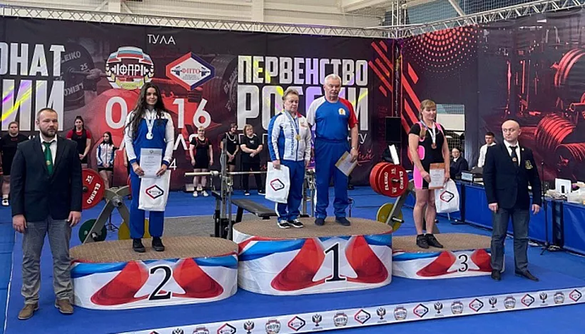 Жители Поморья завоевали три медали на&nbsp;чемпионате России по&nbsp;пауэрлифтингу