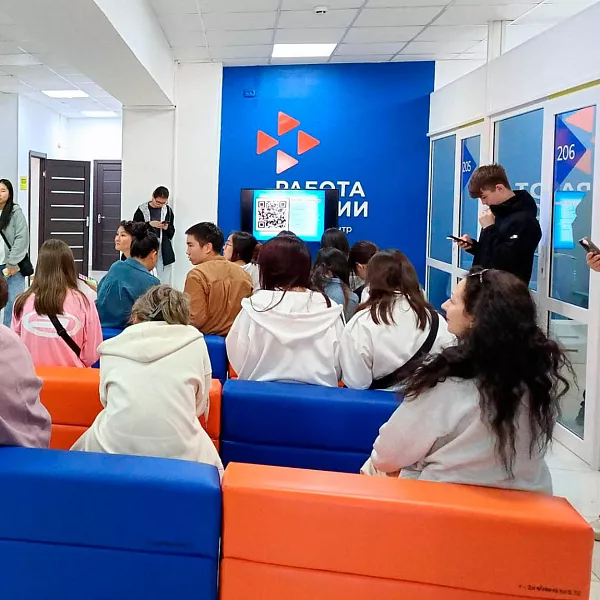 В&nbsp;Улан-Удэ открыли кадровый центр по&nbsp;трудоустройству подростков