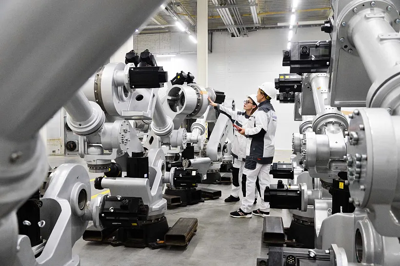 Роботы в&nbsp;помощь: итоги нацпроекта &laquo;Средства производства и&nbsp;автоматизации&raquo;