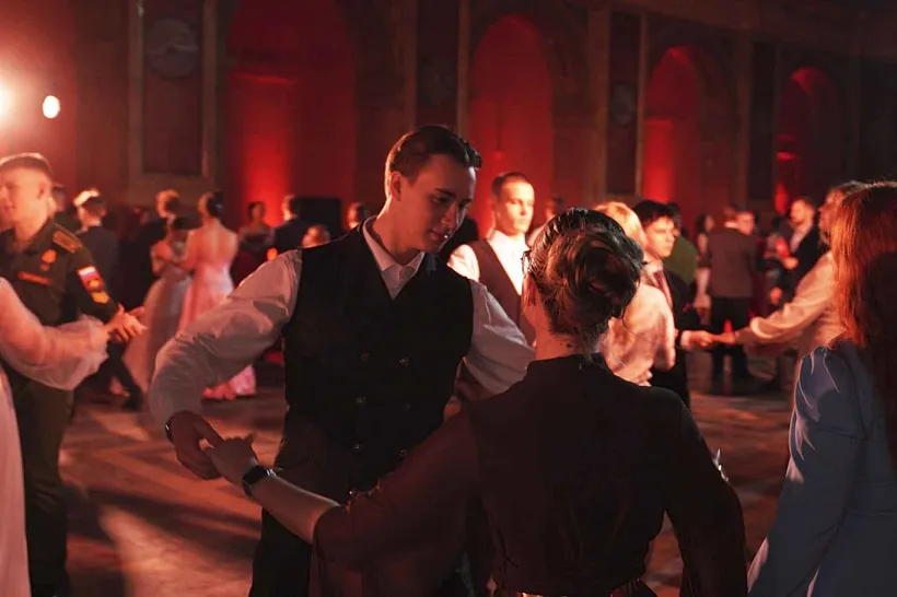 В&nbsp;Петербурге прошел &laquo;Бал защитников Отечества&raquo;