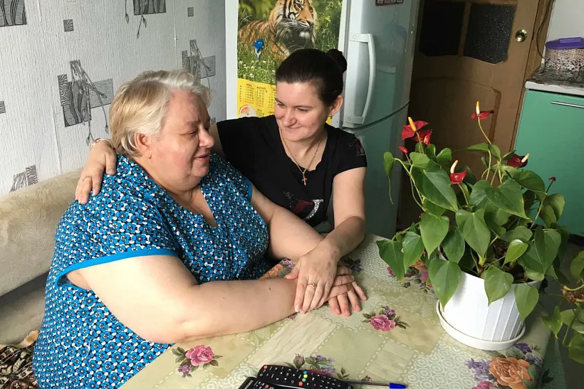 Жители Ямала узнали о&nbsp;правилах ухода за&nbsp;пожилыми и&nbsp;инвалидами