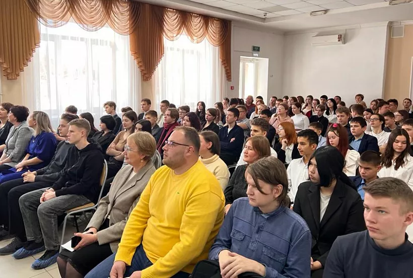 Открытый &laquo;Урок цифры&raquo; прошел в&nbsp;школе города Орска