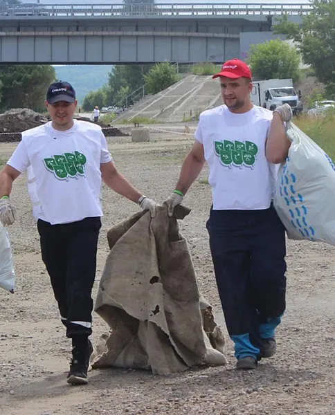 В&nbsp;Томске на&nbsp;берегу реки состоялся чемпионат по&nbsp;спортивному сбору мусора