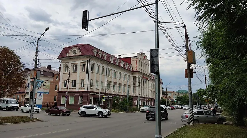 На&nbsp;опасном перекрестке в&nbsp;городе Энгельсе установили новый светофор