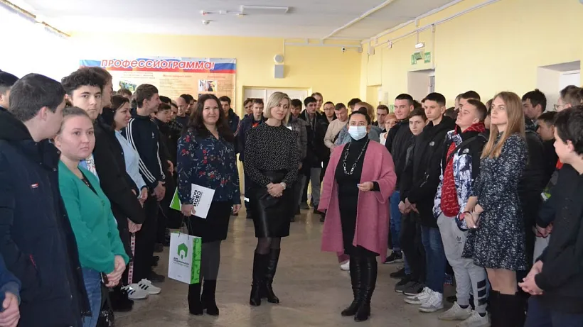 Студенты из&nbsp;крымской Евпатории узнали больше о&nbsp;мерах поддержки бизнеса