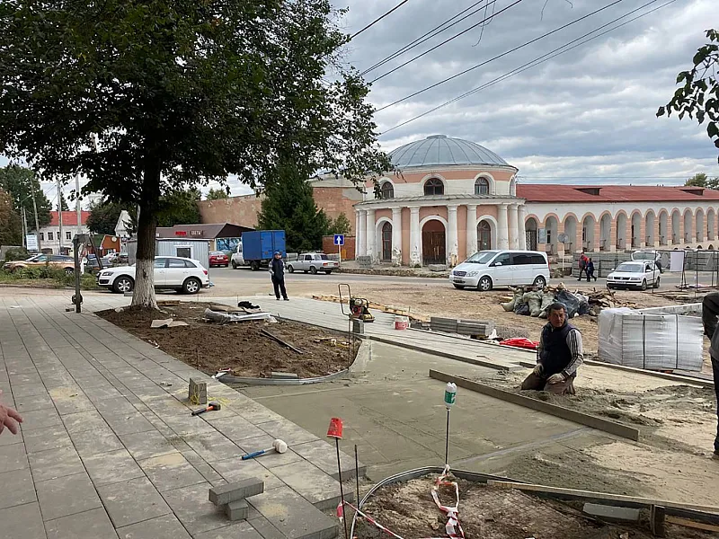 В&nbsp;городе Рыльске Курской области благоустраивают Советскую площадь