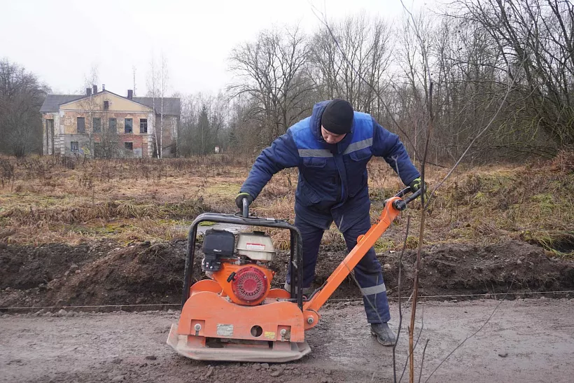 В&nbsp;Ленобласти на&nbsp;въезде в&nbsp;поселок Сиверский уложили новый асфальт