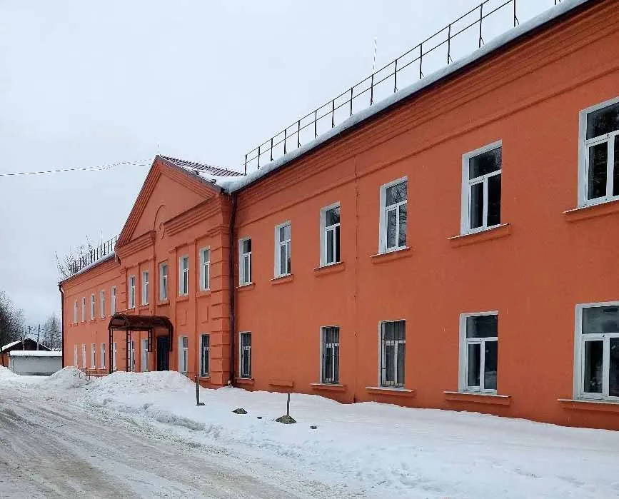 Кировская районная администрация