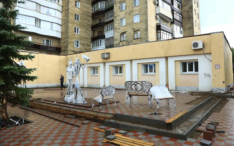 В&nbsp;Новокуйбышевске Самарской области продолжают обновлять зону у&nbsp;ЗАГСа