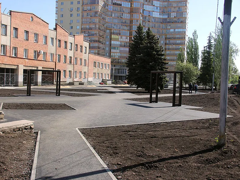 В&nbsp;городе Копейске Челябинской области идет реконструкция сквера Редикорцева