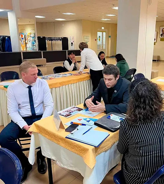 В&nbsp;селе Уват Тюменской области прошла ярмарка вакансий для&nbsp;участников СВО