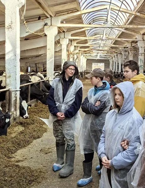 Школьники из&nbsp;села Бережного Вологодской области посетили сельхозпредприятие