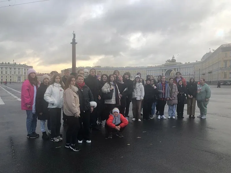 Одаренные школьники Сахалина посетили Санкт-Петербург