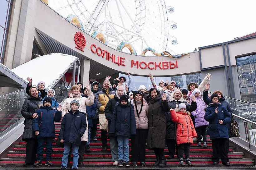 Москвичи старшего и&nbsp;юного возраста посетили экскурсию на&nbsp;&laquo;Добром автобусе&raquo;