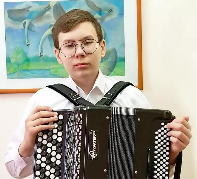Музыкальные инструменты получила школа искусств удмуртского поселка Игра