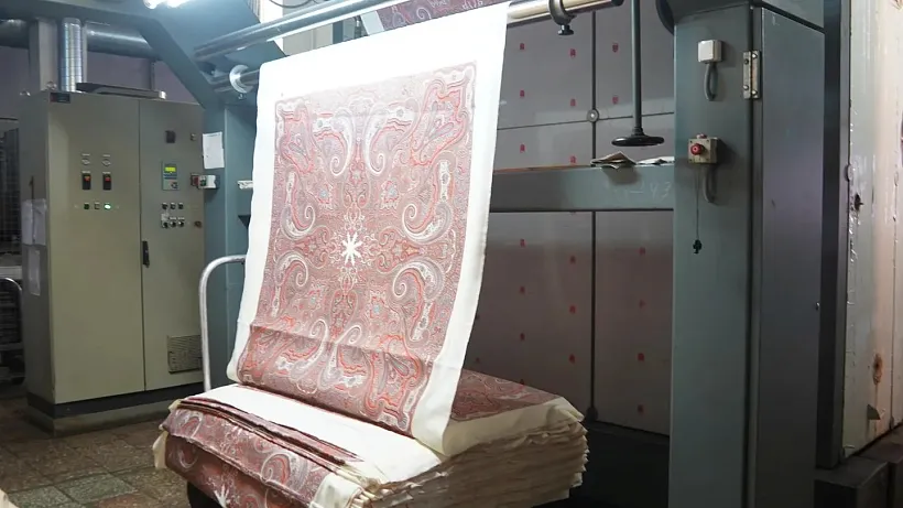 Павловопосадская мануфактура выпустит платки с&nbsp;новыми узорами