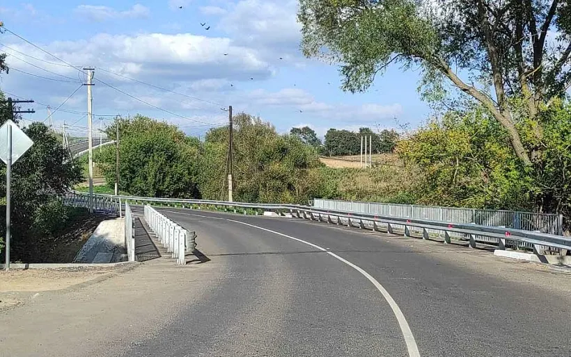 В&nbsp;Фатеже Курской области отремонтировали мост через ручей Фатежик