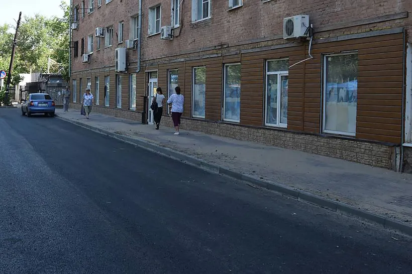 В&nbsp;Астрахани заканчивают ремонт дороги на&nbsp;улице Ляхова