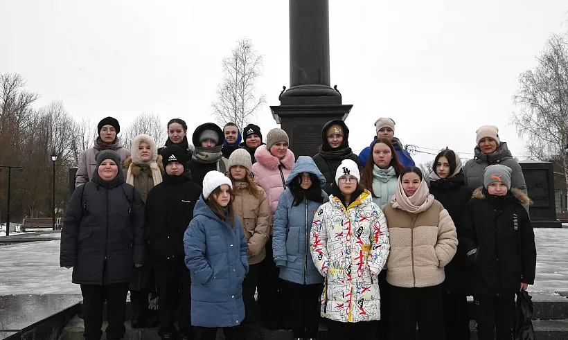Исторические барельефы Старой Руссы стали частью уроков краеведения