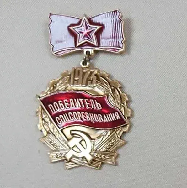 В&nbsp;Волгодонском музее стартовала выставка &laquo;История страны в&nbsp;значках&raquo;