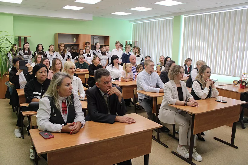 В&nbsp;Самарской области открылись кабинеты цифрового обучения в&nbsp;школе поселка