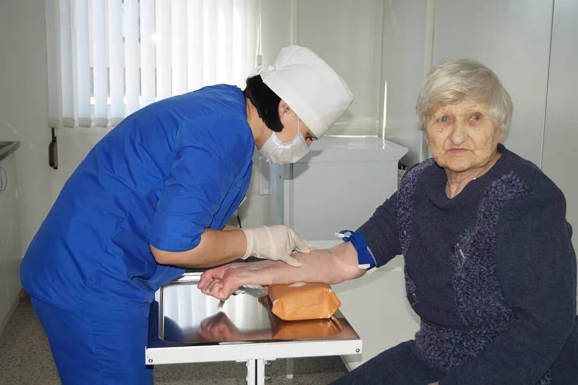 Саратовские врачи обследовали жителей Балашовского района