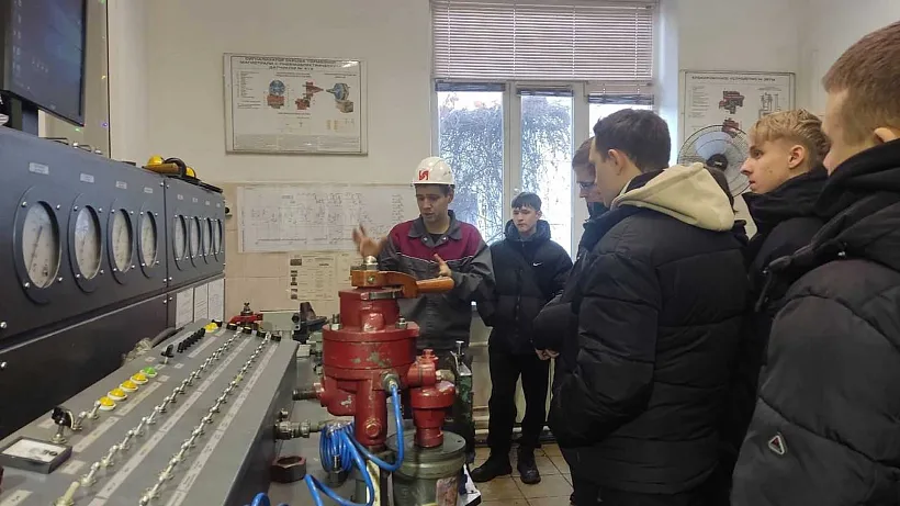 Учащиеся колледжа Пензы изучили дисциплину труда на&nbsp;базе локомотивного депо