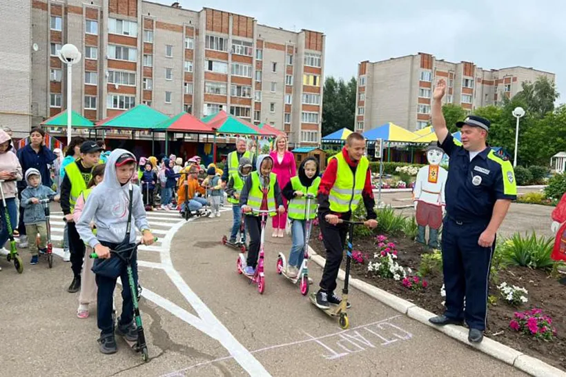 В&nbsp;Чистополе Татарстана детям рассказали о&nbsp;безопасном катании на&nbsp;самокате