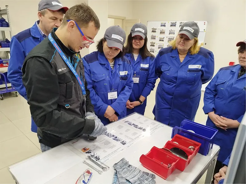 Сотрудники омского завода металлоконструкций прошли обучение