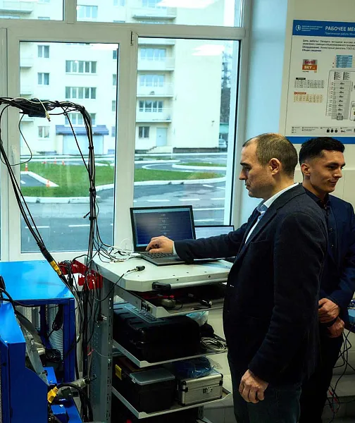 Уфимские ученые создают интеллектуальный бортовой регистратор