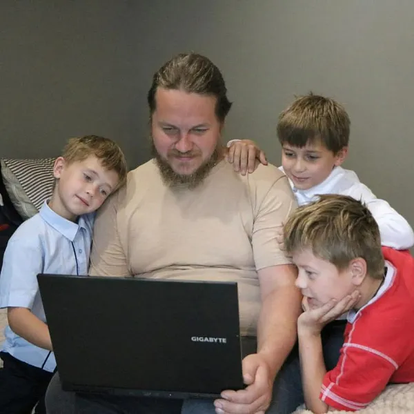 В&nbsp;Новосибирской области почти 80&nbsp;тыс. детей за&nbsp;год получили выплаты к&nbsp;школе