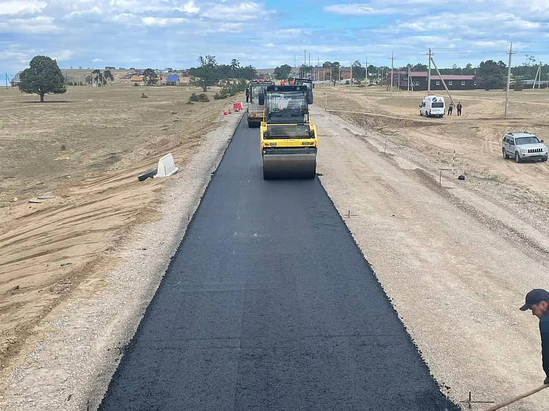На&nbsp;острове Ольхон в&nbsp;Приангарье заасфальтируют три участка дорог