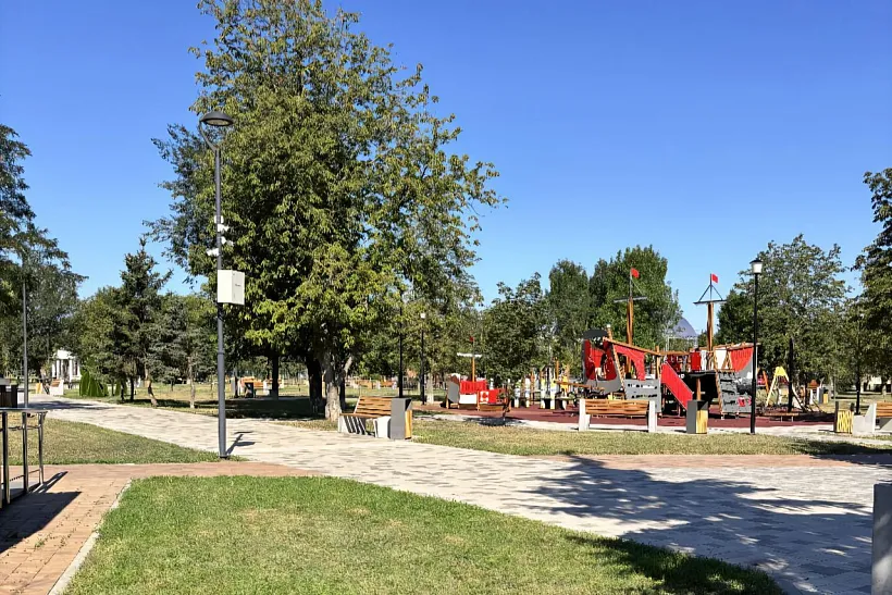 В&nbsp;городе Семикаракорске на&nbsp;Дону благоустроили центральный парк