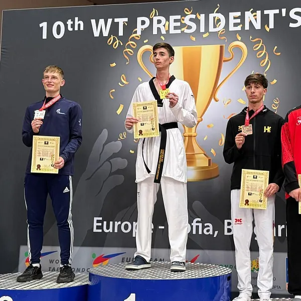 Спортсмен из&nbsp;КЧР выиграл золото на&nbsp;турнире по&nbsp;тхэквондо в&nbsp;Болгарии